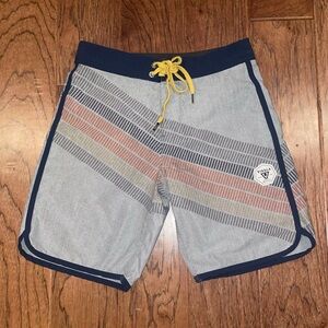 VISSLA Boys Printed Board Shorts Size 26